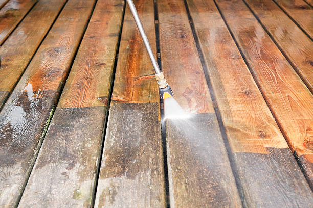 Best Garage Pressure Washing  in USA